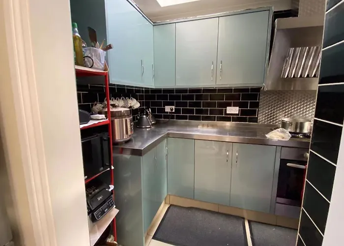 London Homestay With Big Double Room